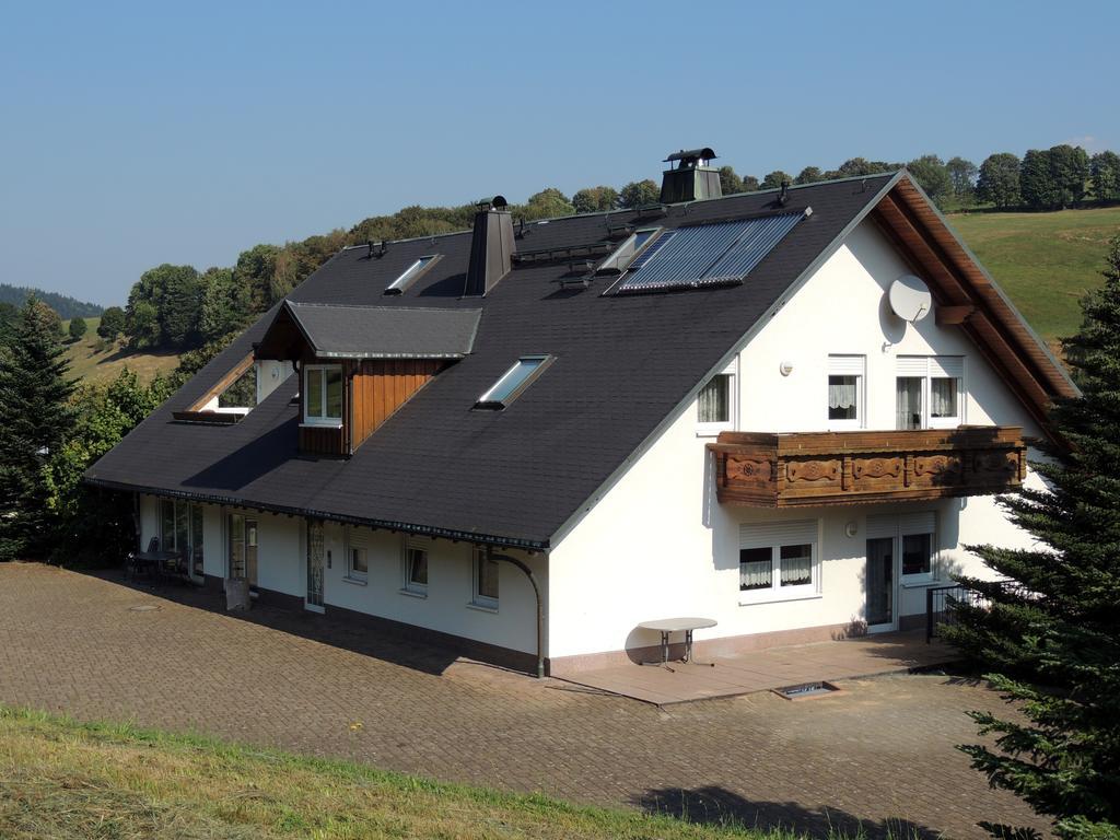 Am Hirtenberg *