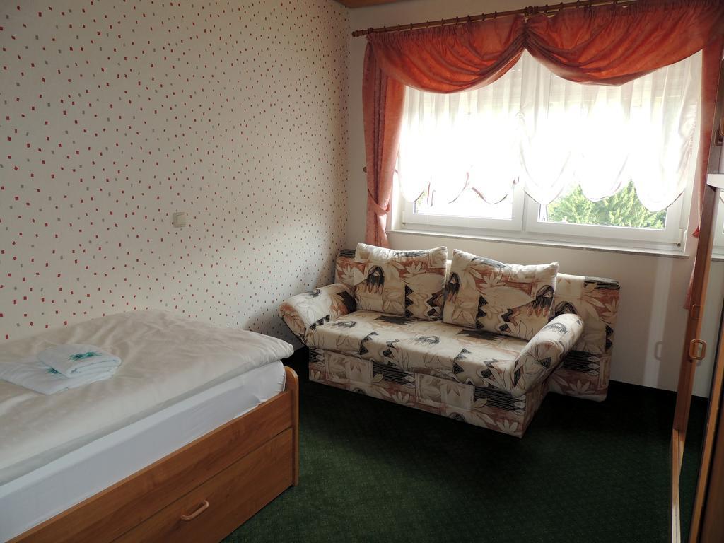 Am Hirtenberg Apartment *