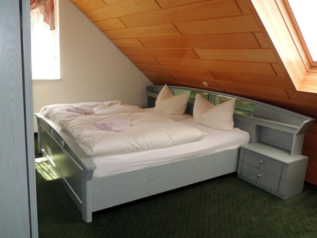 Am Hirtenberg Apartment *